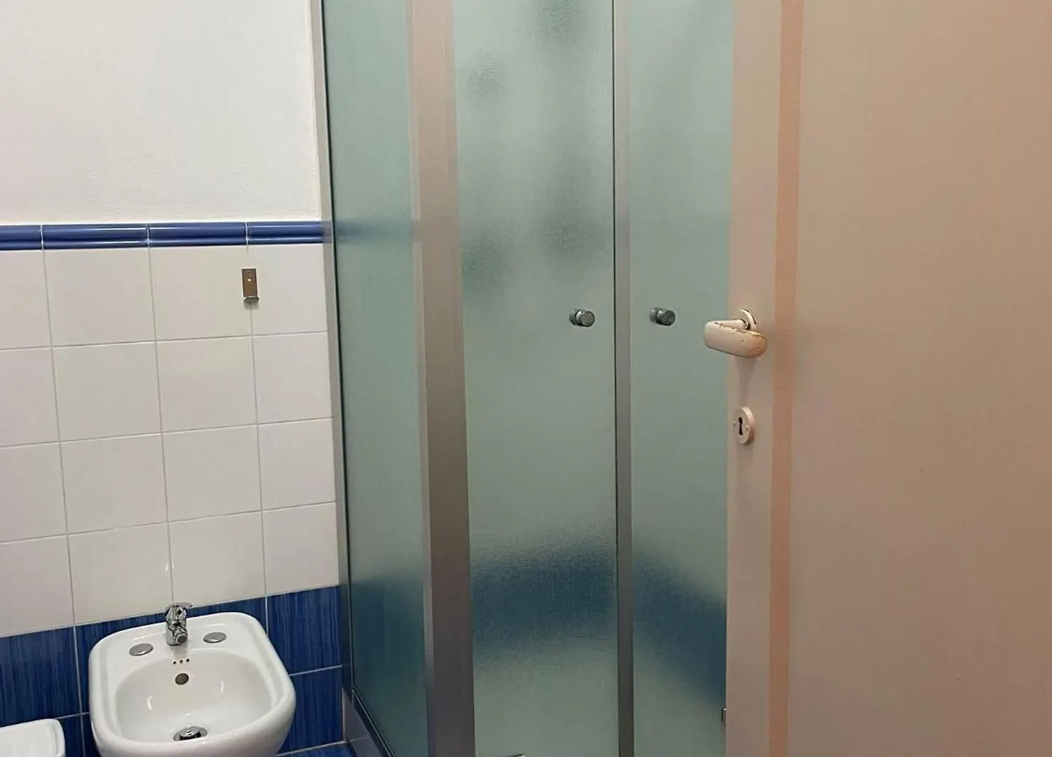100 Passi Politeama Otel Palermo 0*,